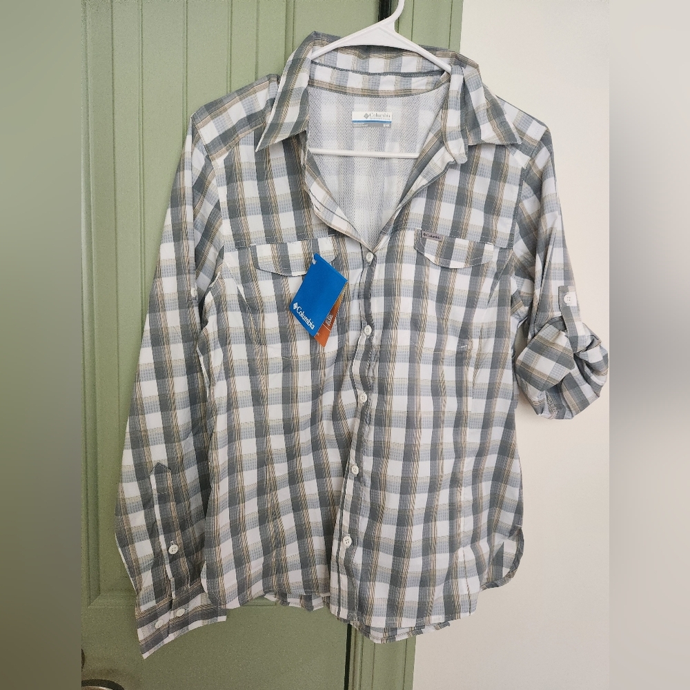 Columbia Button shirt